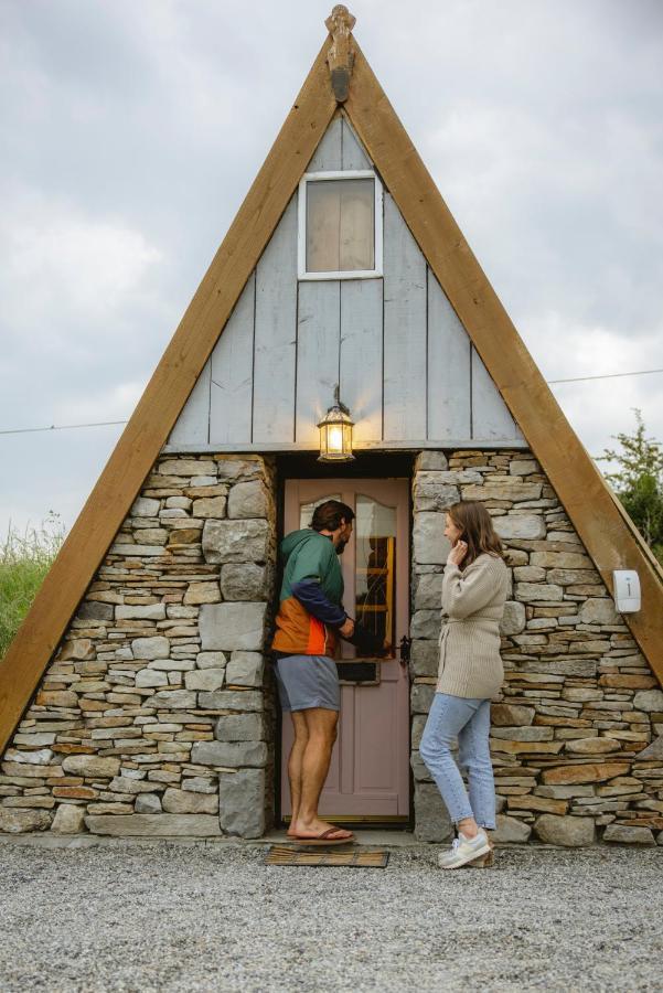 Mayo Glamping Castlebar Exterior photo